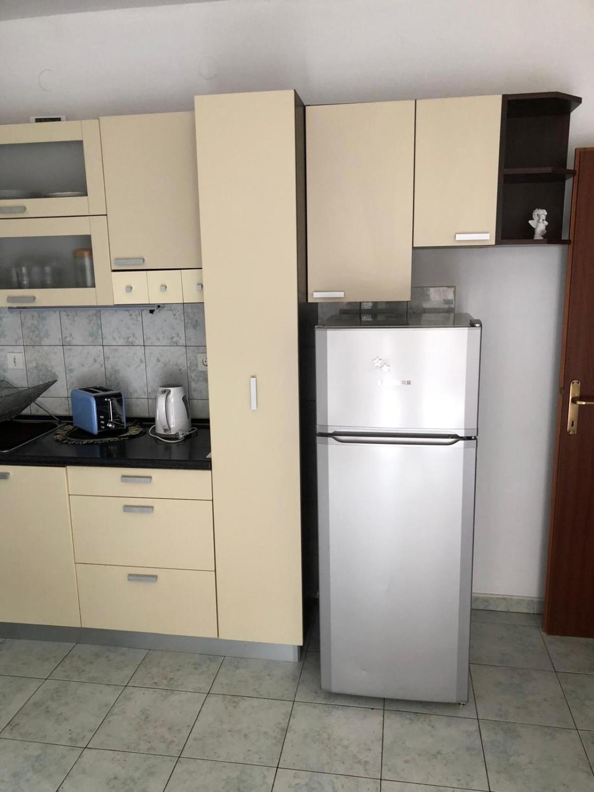 Pine Apartment ฮวาร์ ภายนอก รูปภาพ